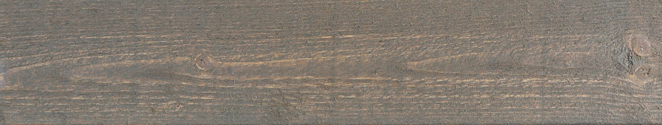 Auson Tjärvitriol på ohyvlad panel