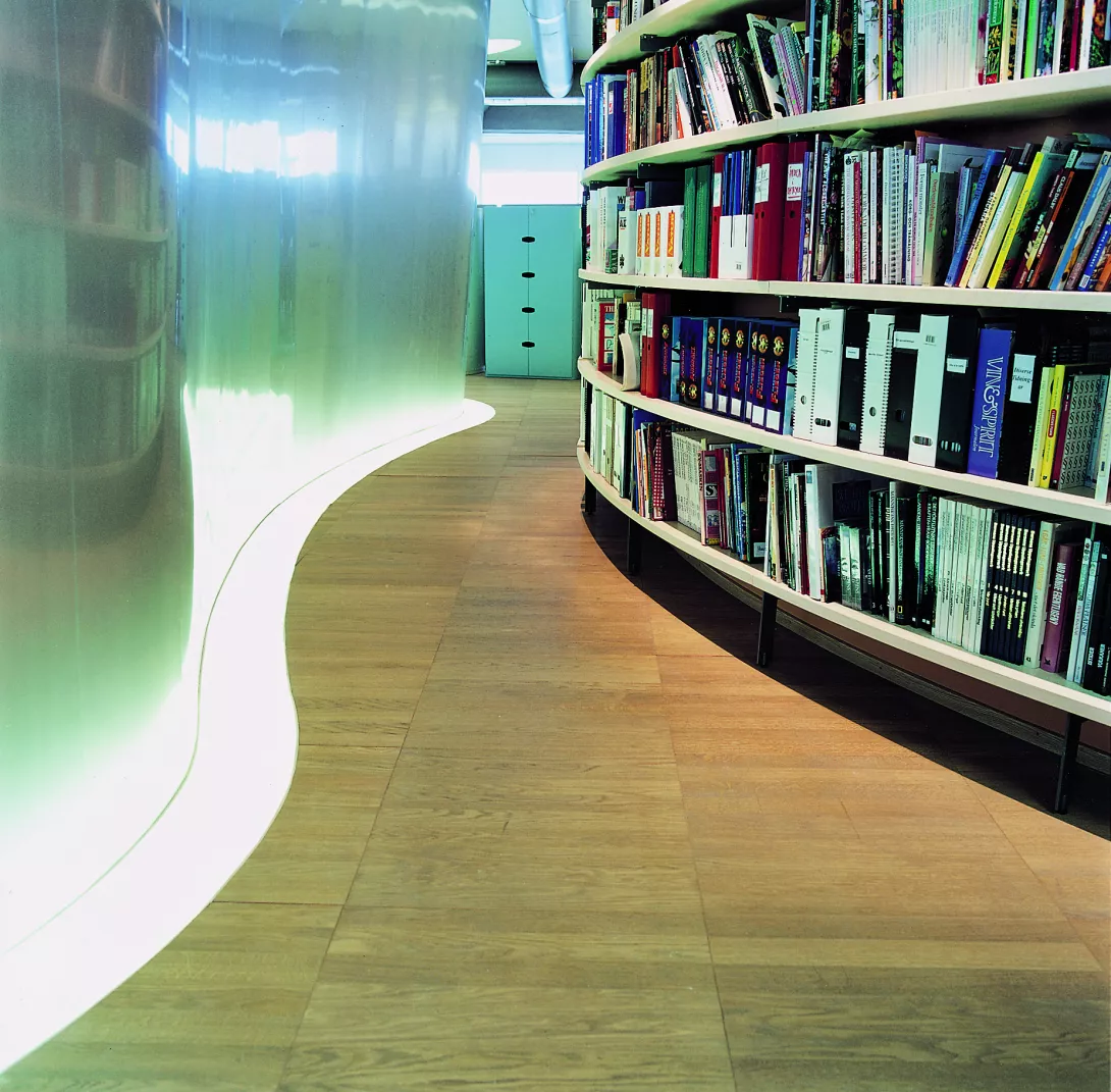 Timberex Underhållsmousse i ett bibliotek med hög belastning